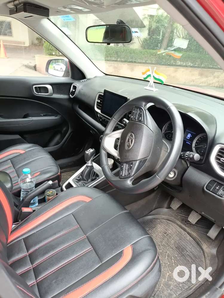 Hyundai Venue Petrol Manual 2021