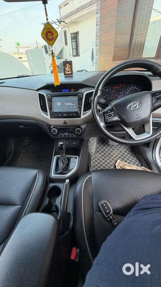 2nd Top Model With Full Features Loaded Without Any Issue .car Is Clen