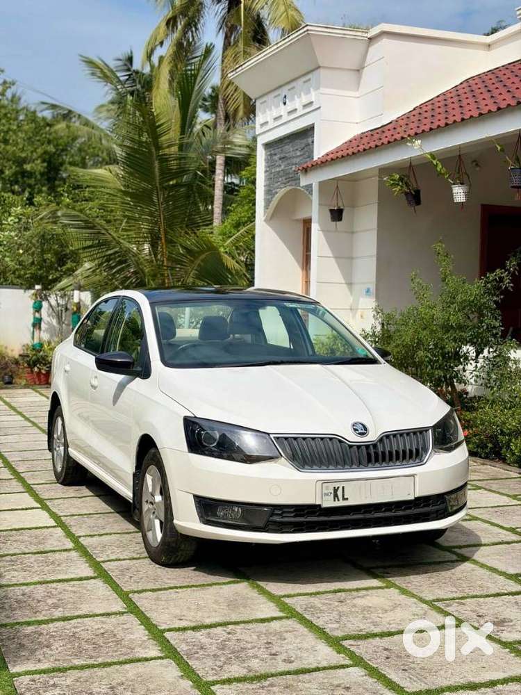 Skoda Rapid 1.0 Tsi Ambition, 2021, Petrol