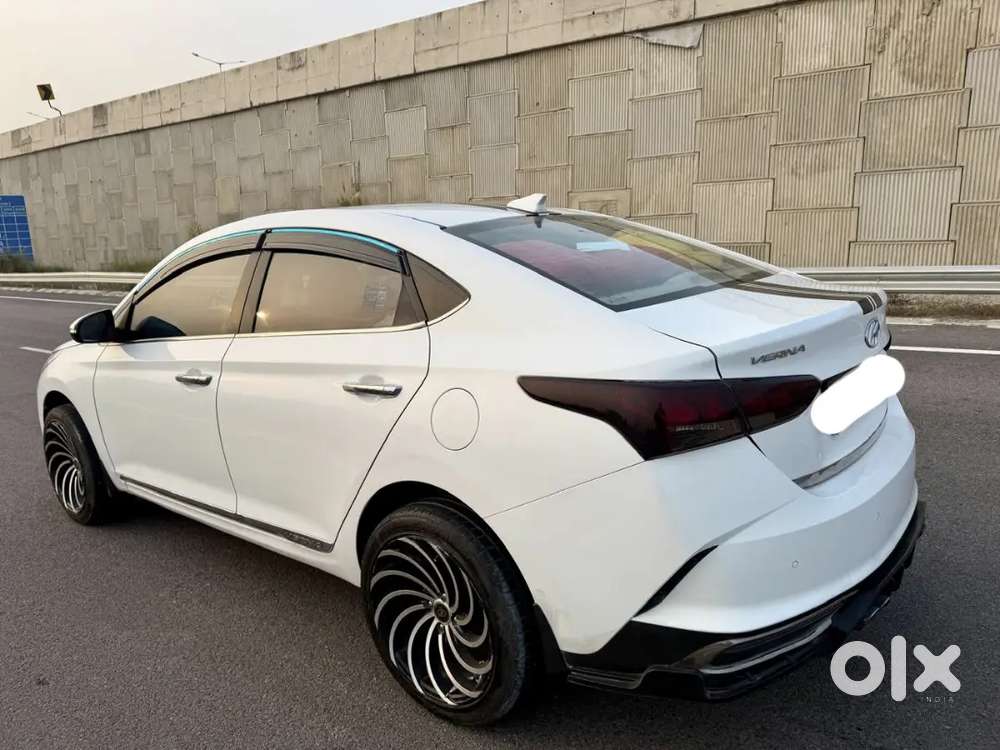 Hyundai Verna 2021 Petrol 136000 Km Driven