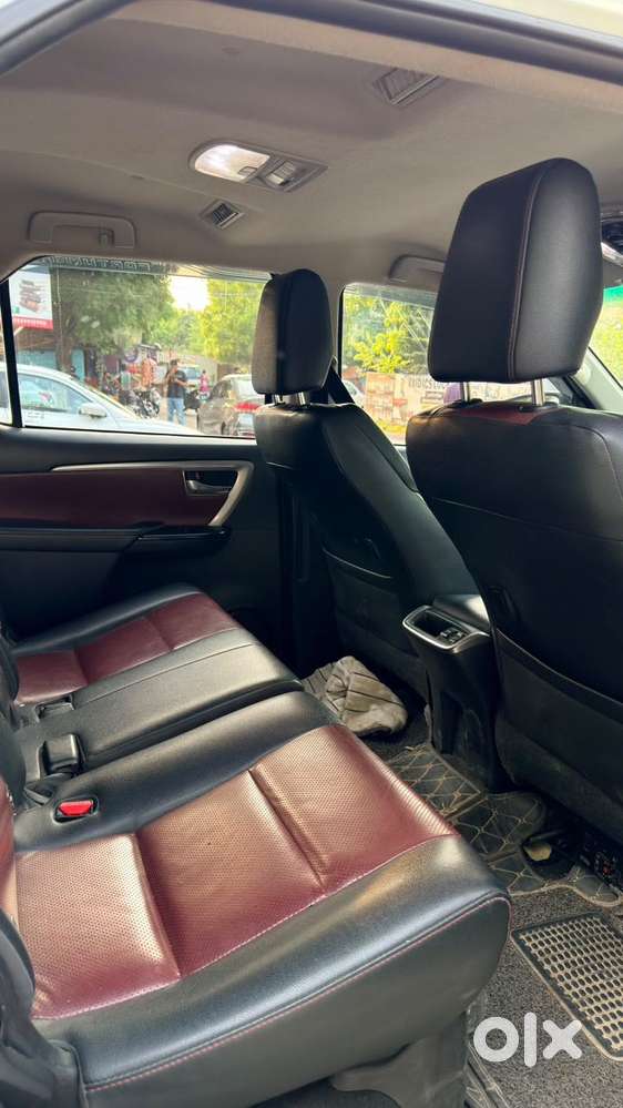 Toyota Fortuner Legender 4x2 At 2.8, 2024, Diesel