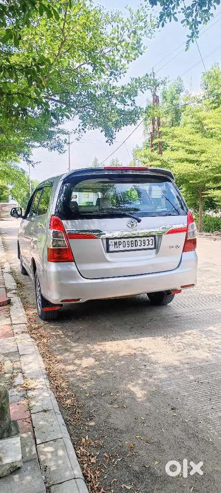 Toyota Innova 2016 Diesel Well Maintained