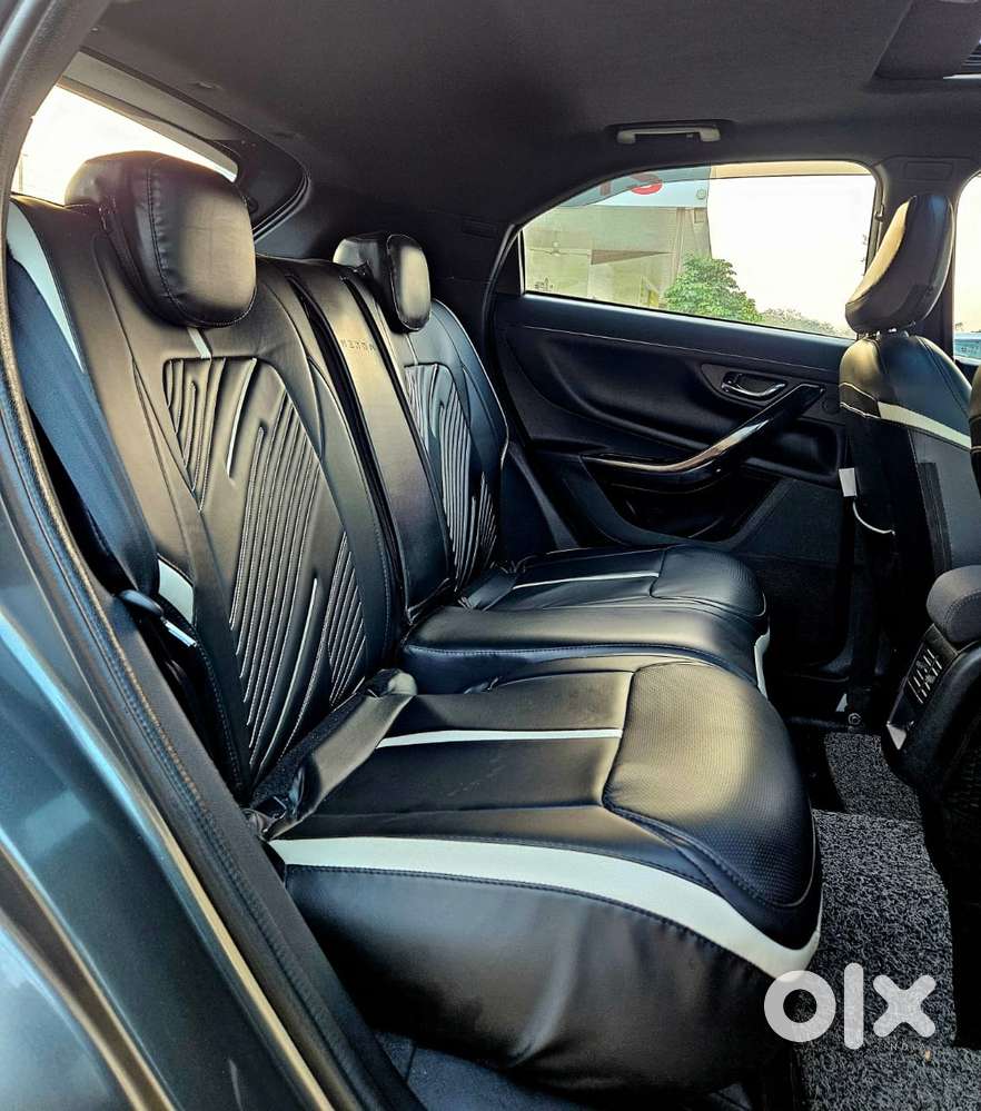 Tata Nexon Fearless S Purple 1.2 Revotron Petrol 6mt Dual Tone, 2023..