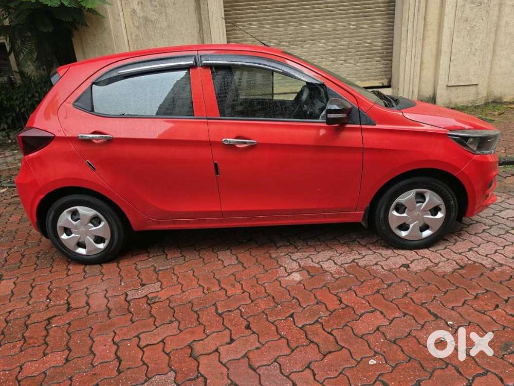 Tata Tiago 1.2 Revotron Xm, 2024, Petrol