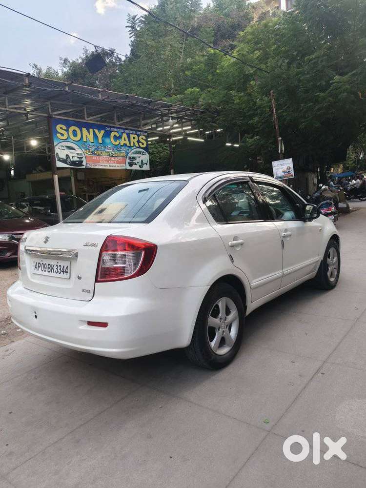 Maruti Suzuki Sx4 Zxi Mt Bsiv, 2007, Petrol