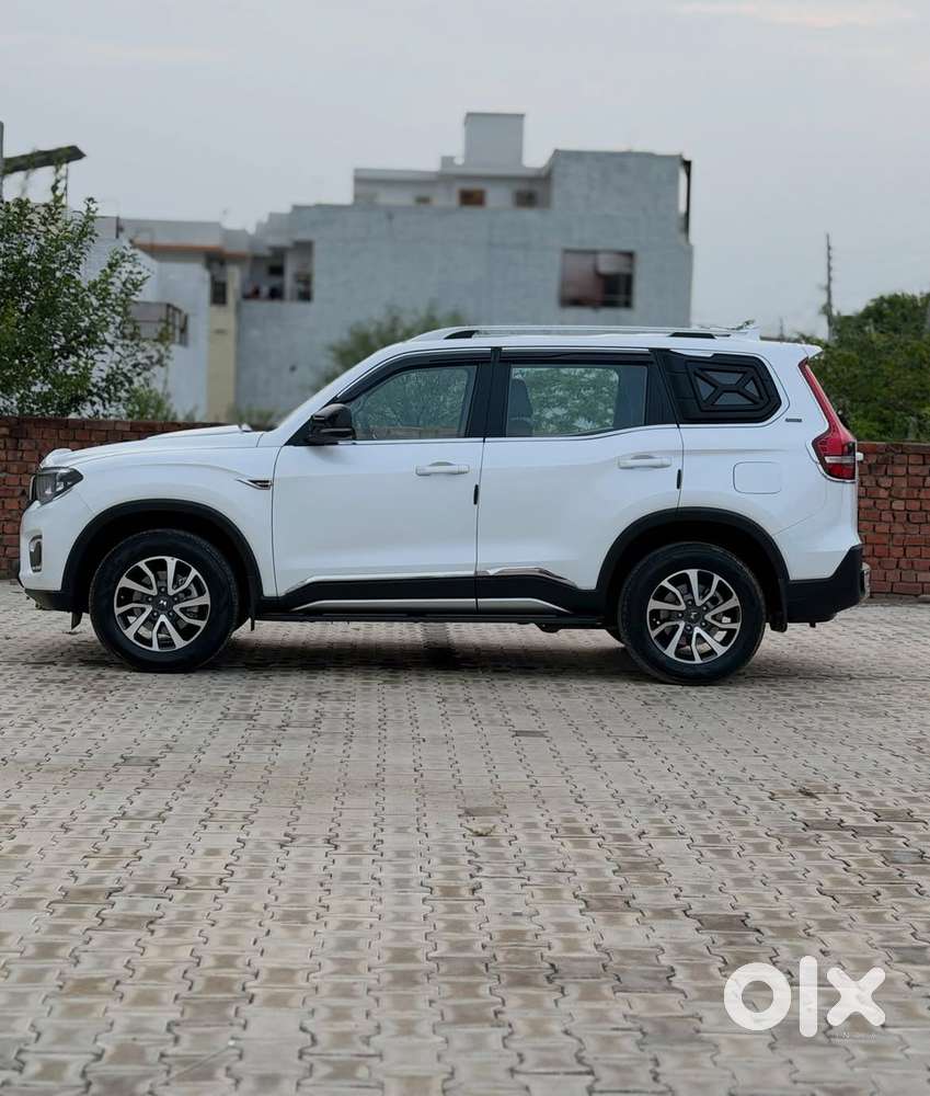 Mahindra Scorpio N Z8 Select Diesel At 2wd 7-seater, 2026, Diesel