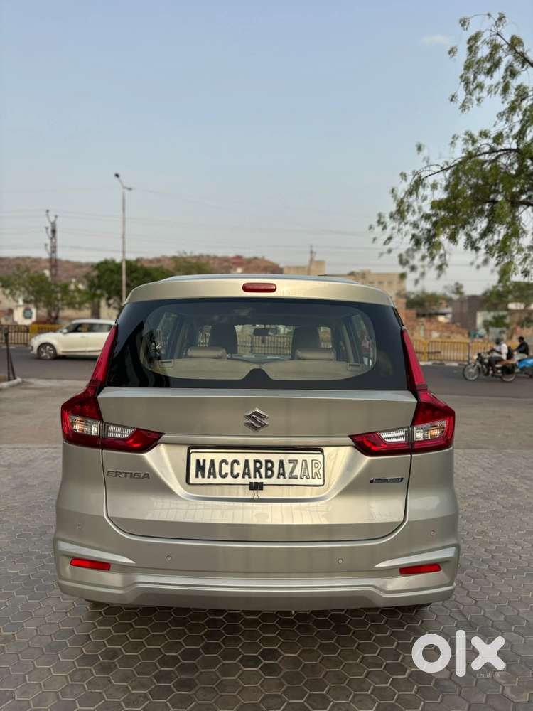 Maruti Suzuki Ertiga Vxi At Petrol, 2019, Petrol