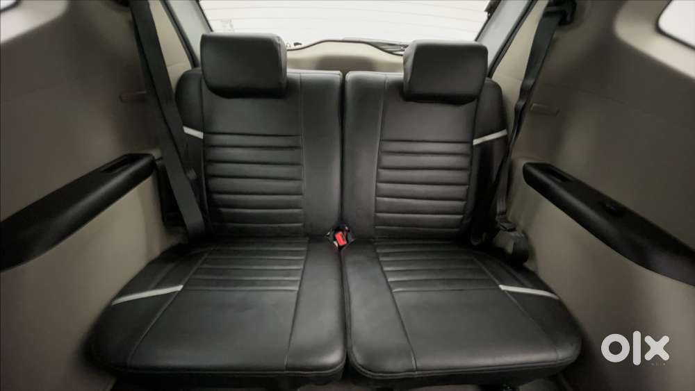 Renault Triber Rxz, 2022, Petrol