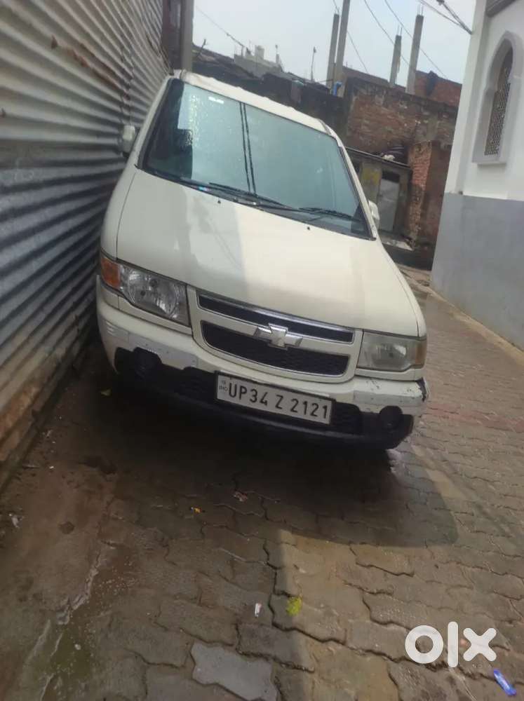 Chevrolet Tavera Neo 2014