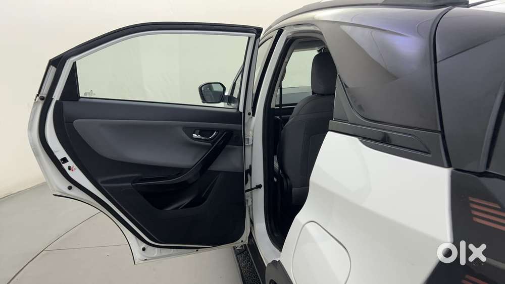 Tata Nexon Fearless Plus S 1.5 Revotorq Diesel 6 Amt Dt, 2025, Diese..