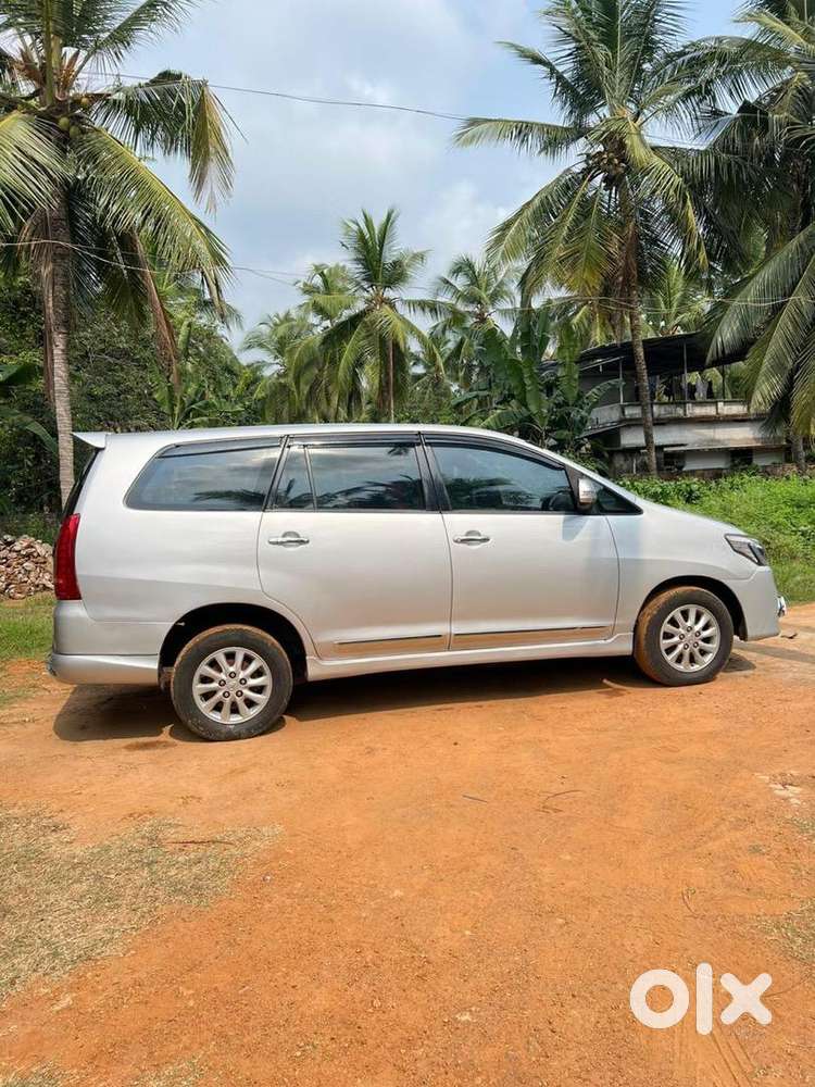 Toyota Innova 2012 Diesel Well Maintained
