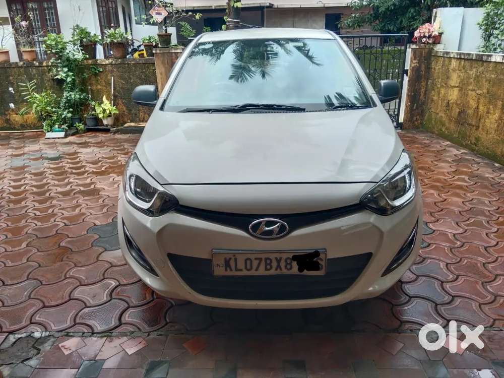 Hyundai I20 Era Petrol Well Maintained Car And Good Condition