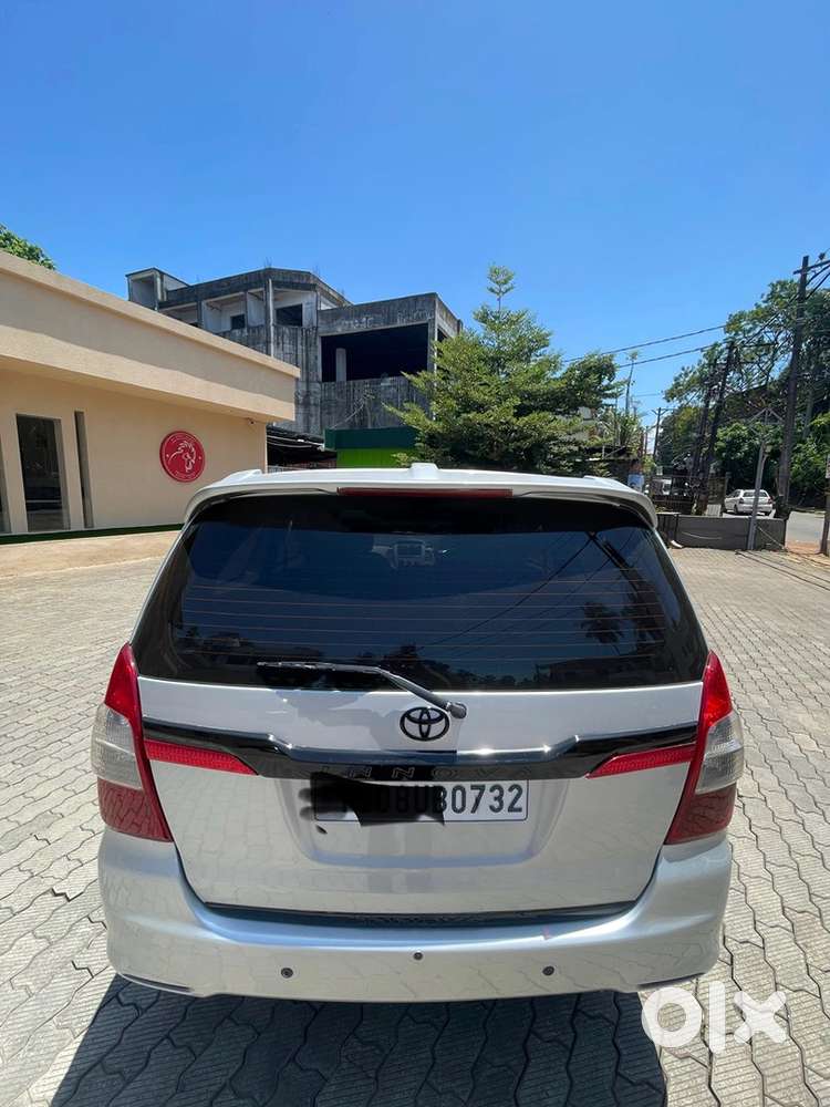 Toyota Innova Diesel 2014
