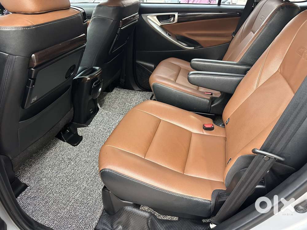 Toyota Innova Crysta Zx 2.4 Diesel 7 Seater, 2021, Diesel
