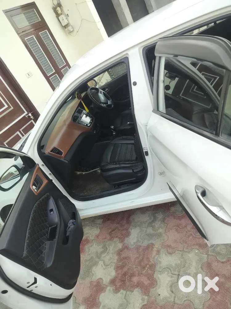 I20 Asta 2015 Model Push Button Start 3rd Owner