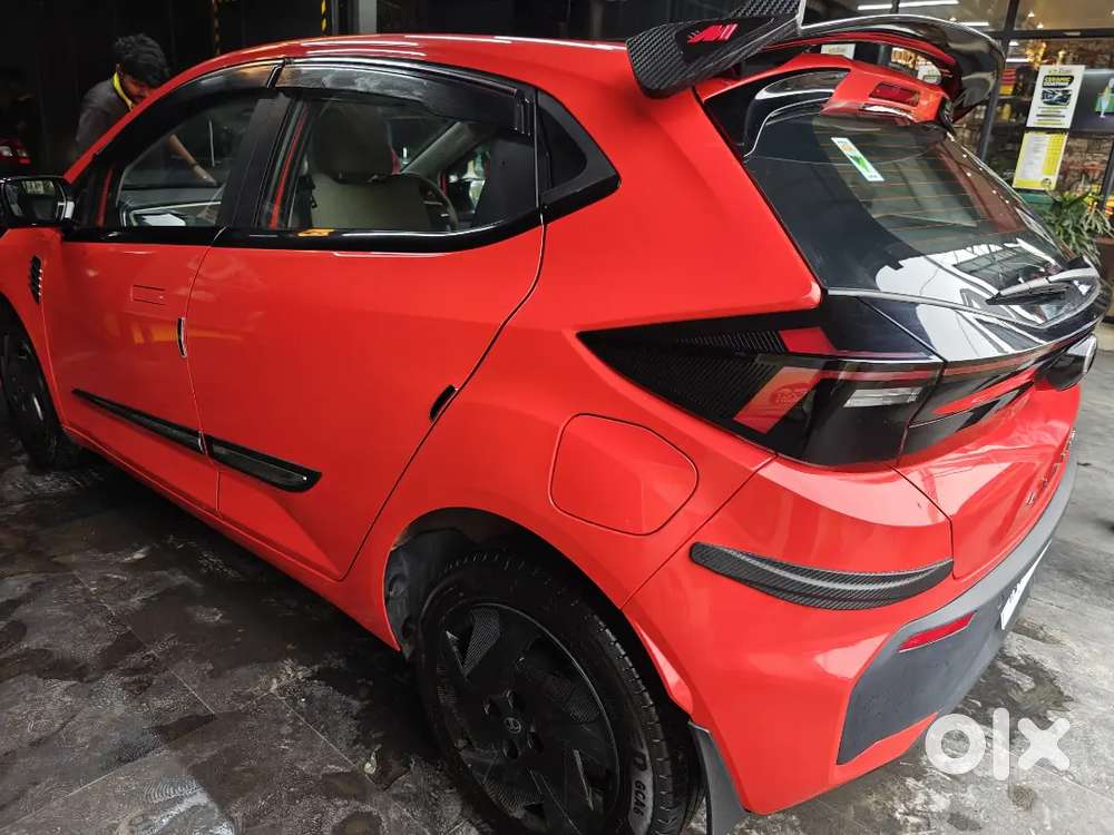 Tata Altroz Creative Petrol 2026