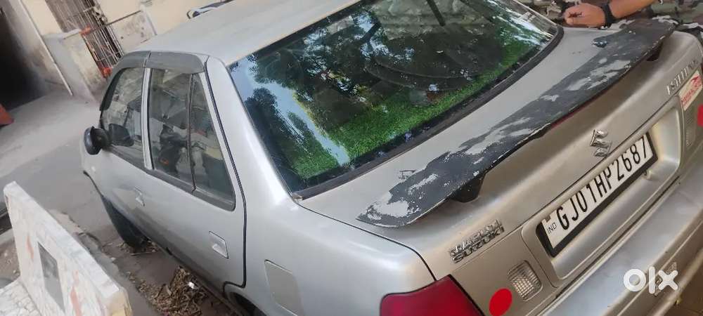 Maruti Suzuki Esteem Type 3.