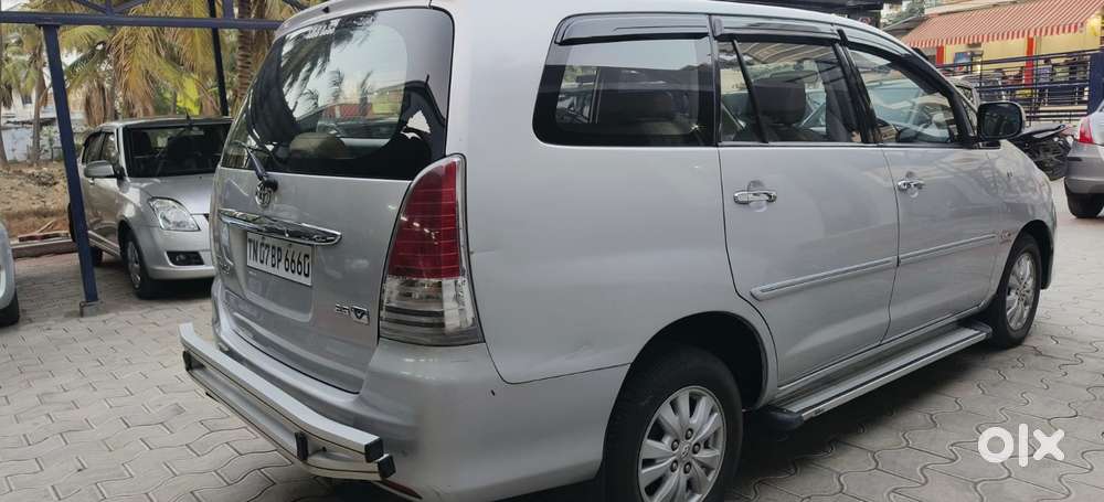 Toyota Innova 2.5 V 7 Str, 2011, Diesel