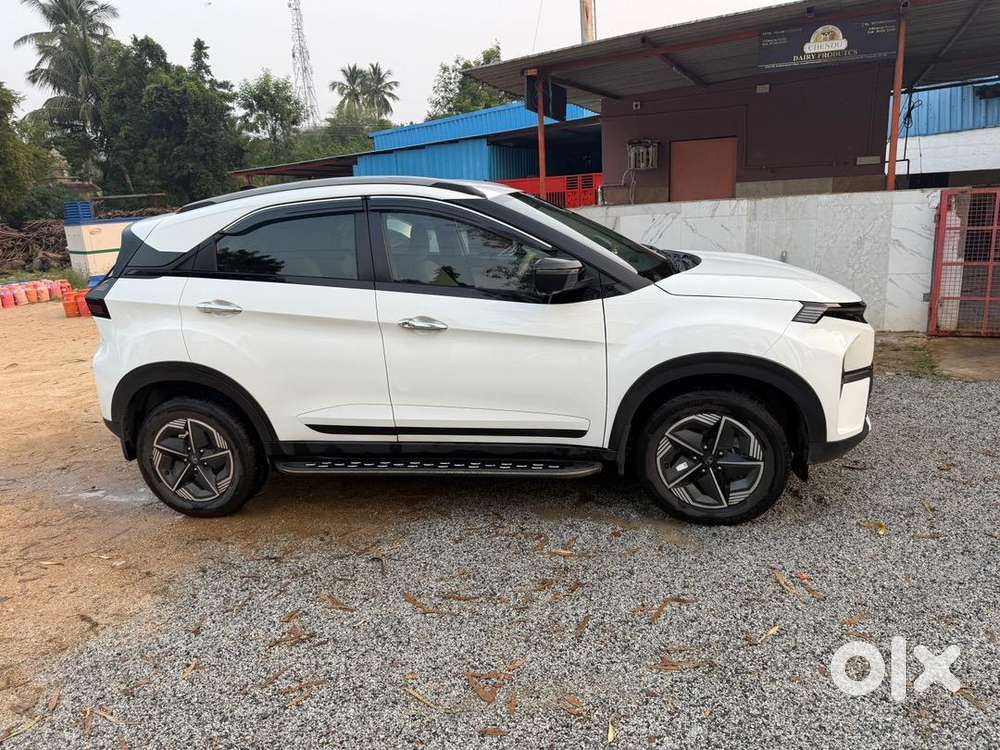 Tata Nexon 2025 Diesel Well Maintained