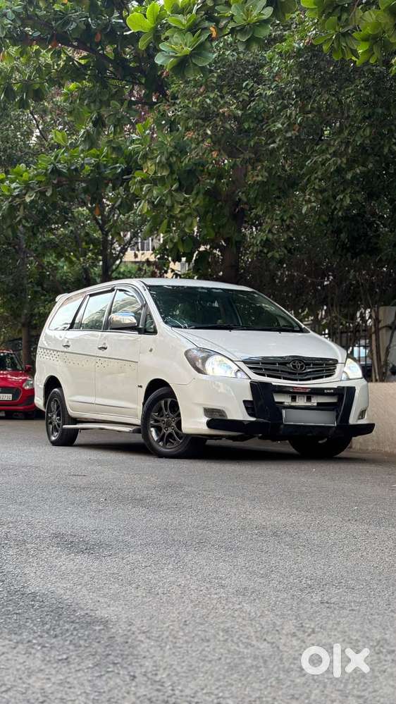 Toyota Innova, 2011, Diesel