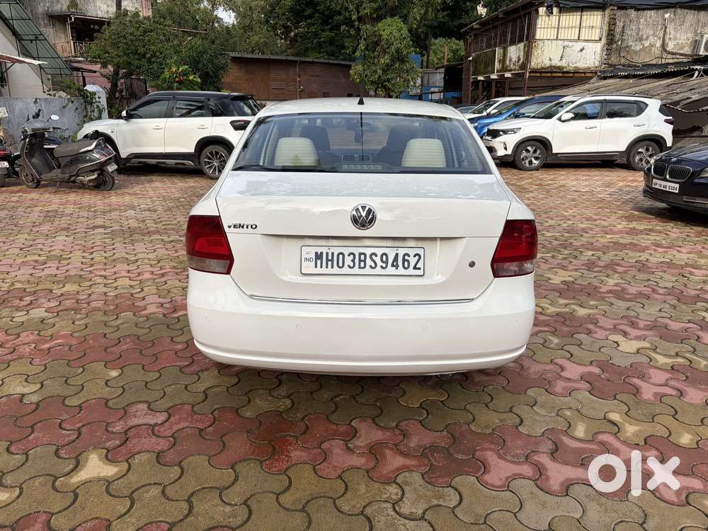 Volkswagen Vento 1.6 Highline Plus 16 Alloy, 2015, Petrol