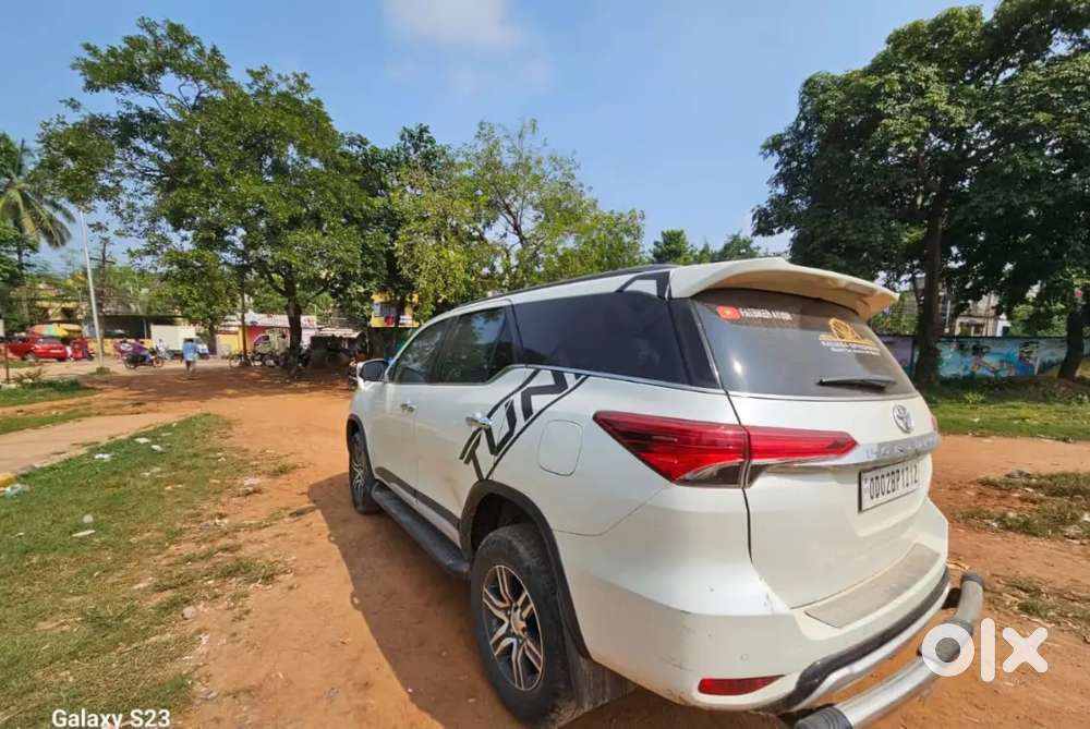 Single Handed Toyota Fortuner 2021 4x2 - Super Clean Condition