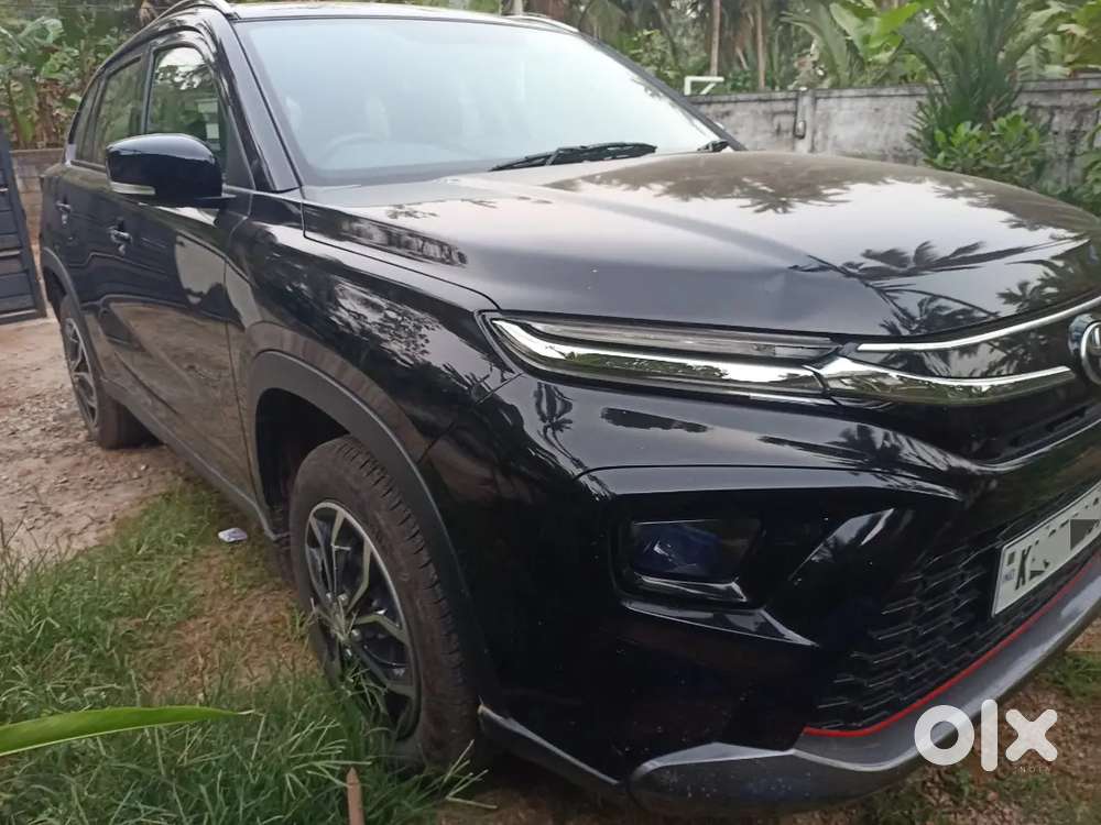Toyota Urban Cruiser 2023 Hyryder Drive