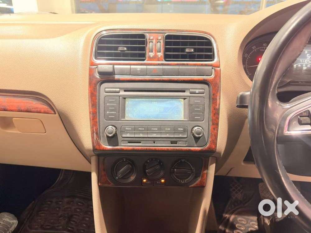 Skoda Rapid 1.6 Mpi Ambition, 2015, Petrol