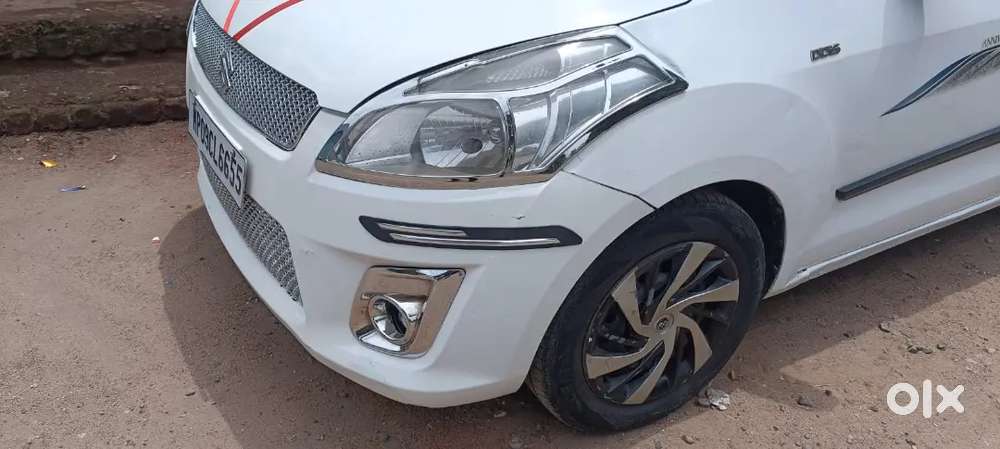 Maruti Suzuki Ertiga 2012 Diesel 120000 Km Driven