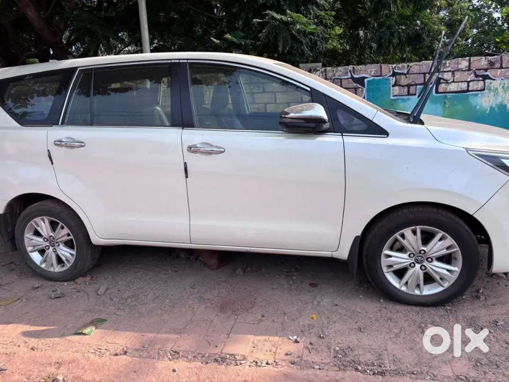Toyota Innova Crysta Diesel 2020