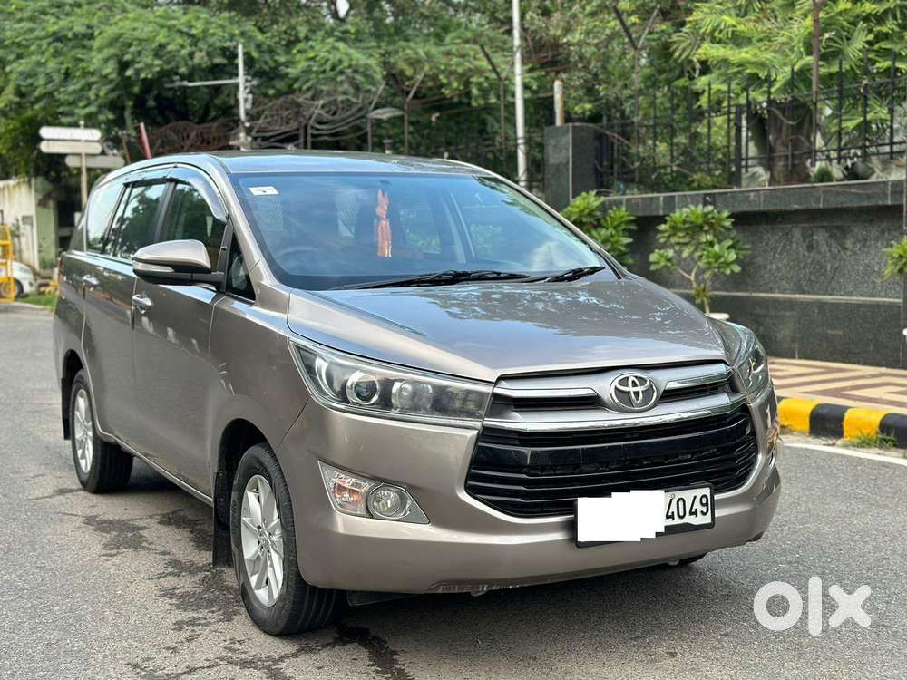 Toyota Innova Crysta