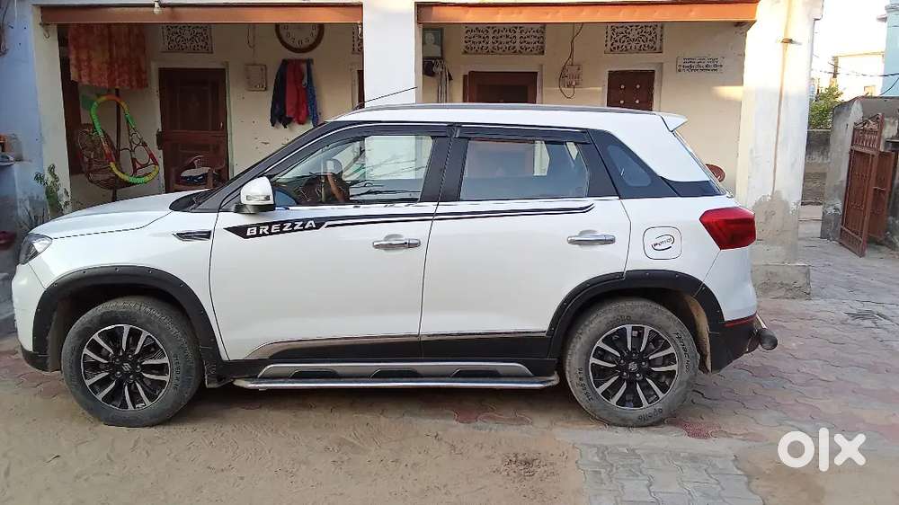 Maruti Suzuki Brezza 2021 Petrol 42000 Km Driven