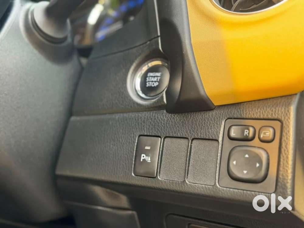 Toyota Corolla Altis 1.8g Limited, 2019, Petrol