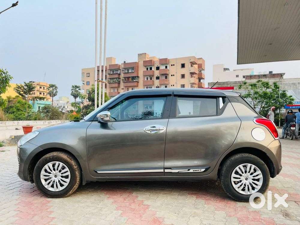 Maruti Suzuki Swift Vxi Optional, 2020, Petrol