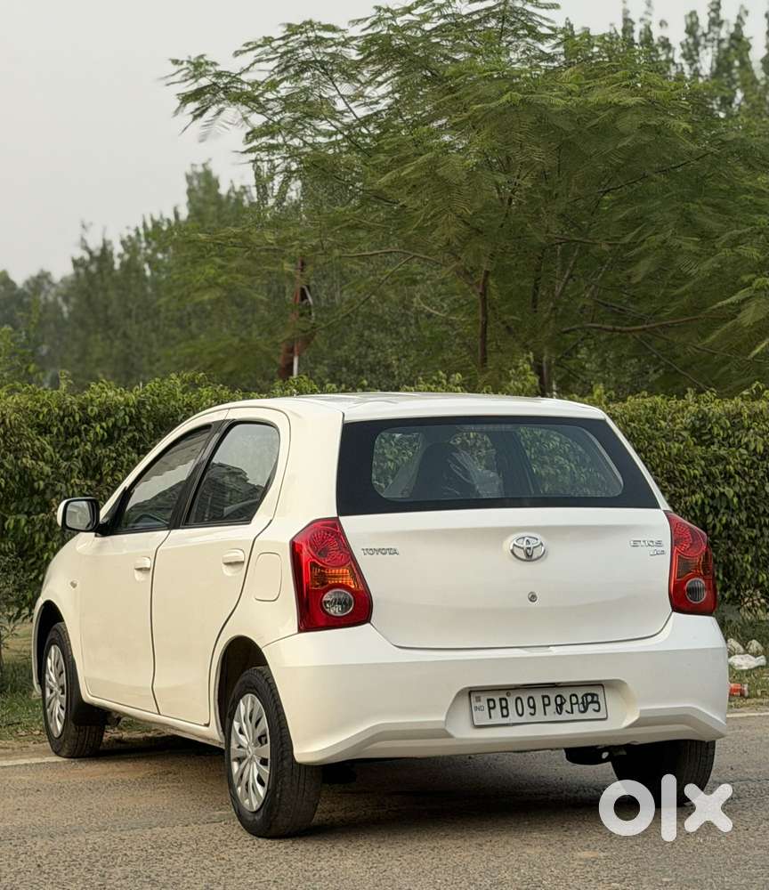 Toyota Etios Liva Petrol Trd Sportivo, 2012, Petrol