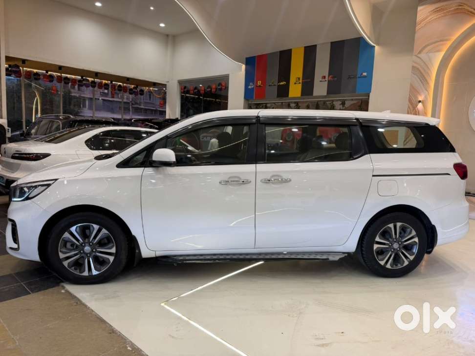 Kia Carnival Premium 8 Str, 2020, Diesel