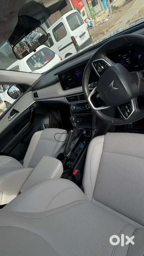 Xuv 700 Ax7 Automatic Petrol