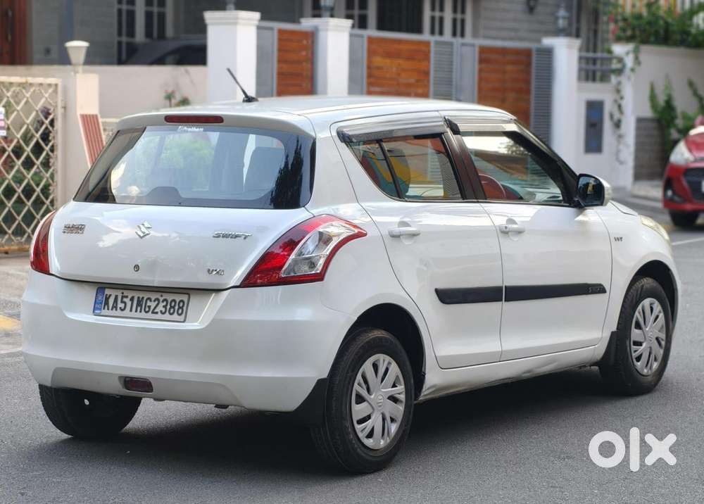 Maruti Suzuki Swift Vxi, 2015, Petrol