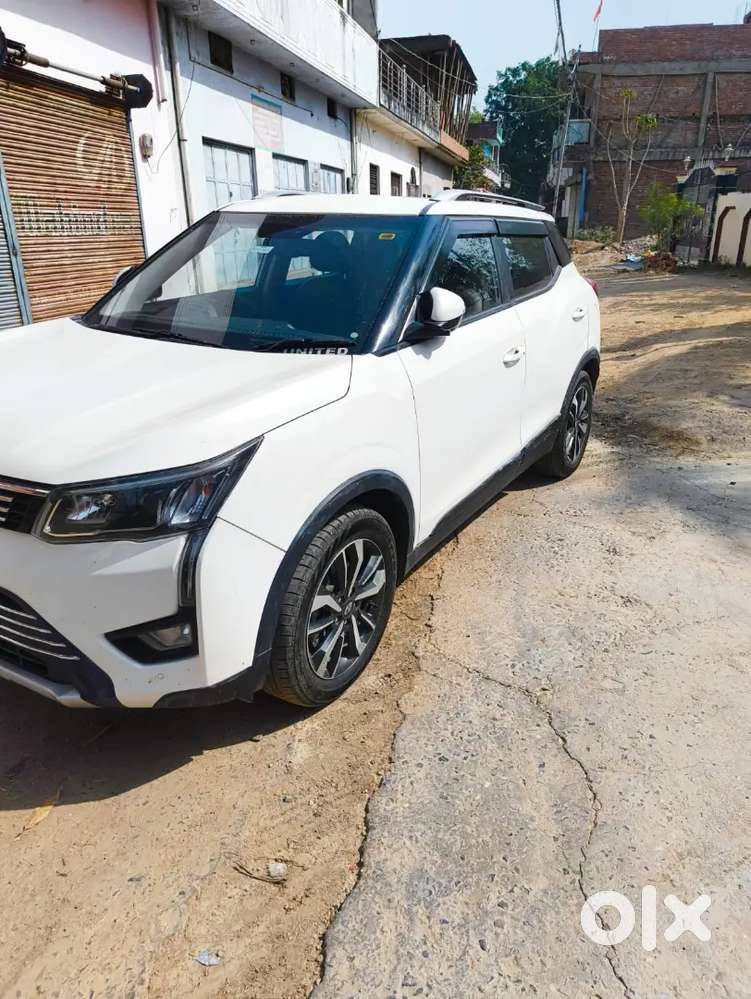 Mahindra Xuv300 W8 Optional Diesel