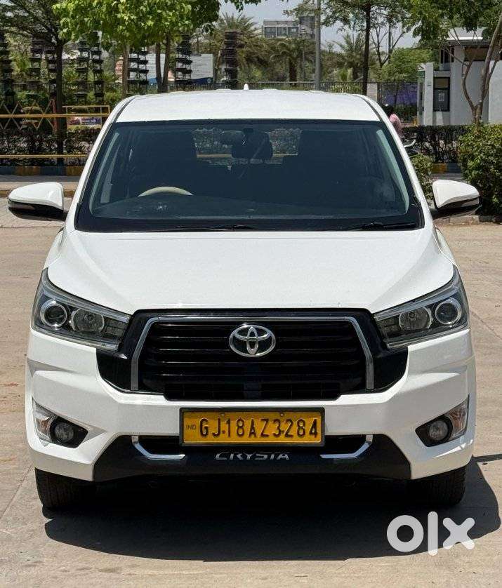 Toyota Innova Crysta 2.4 V 8 Str, 2017, Diesel