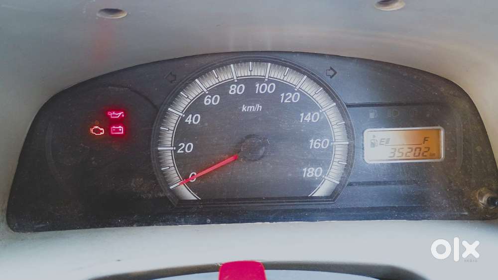 Maruti Suzuki Eeco 5 Seater Ac, 2011, Petrol