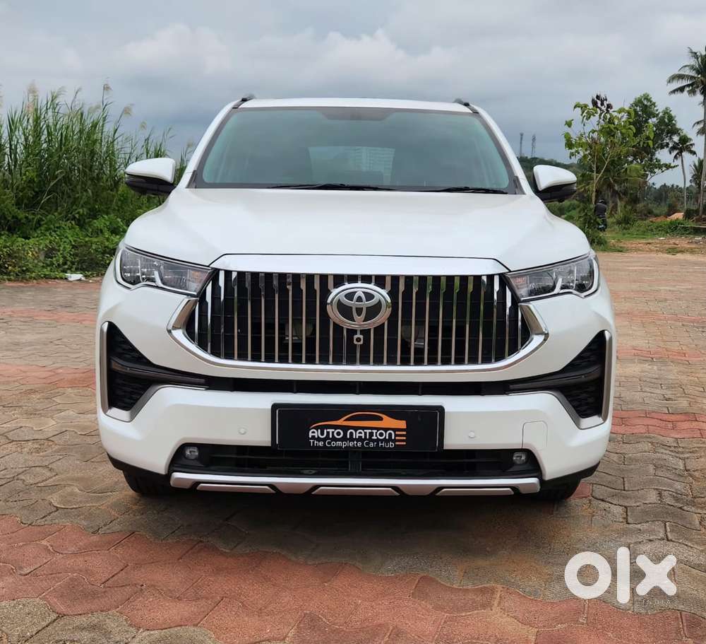 Toyota Innova Hycross 2.0 Vx (o) Hybrid 7 Str, 2024, Petrol