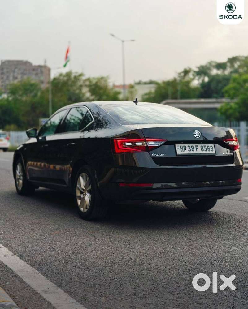 Skoda Superb Laurin And Klement 1.8, 2020, Petrol