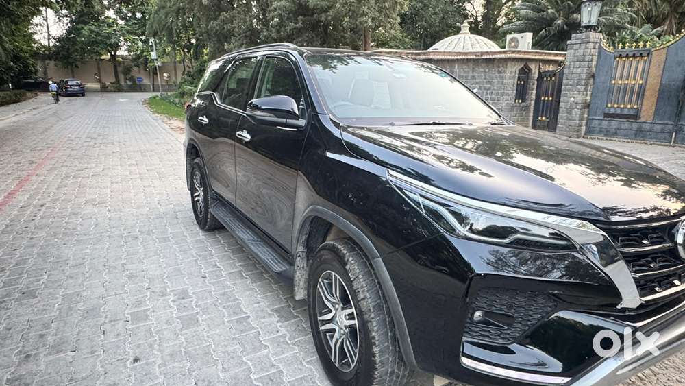 Toyota Fortuner Petrol 2024