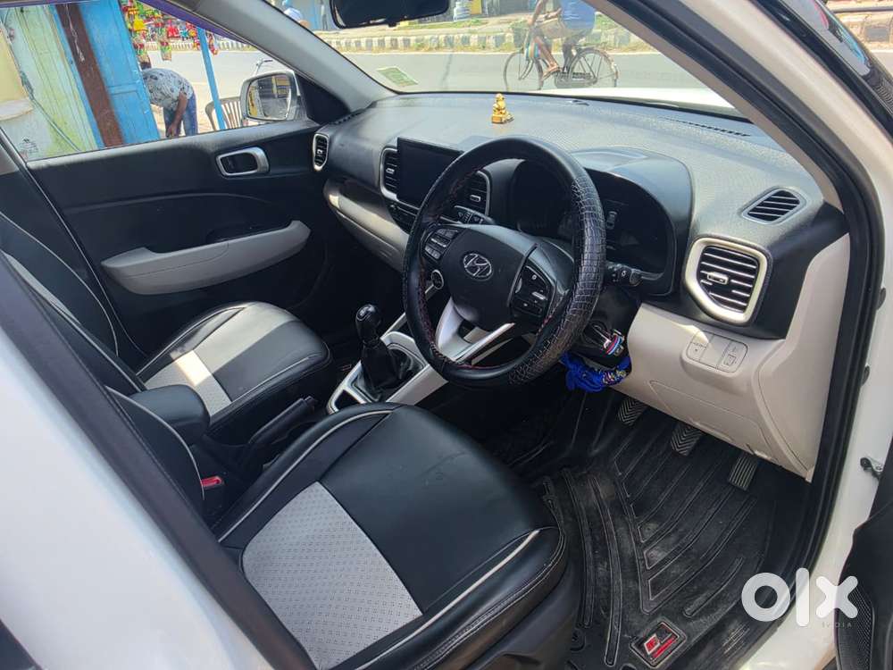 Hyundai Venue 1.2 S Plus, 2023, Petrol