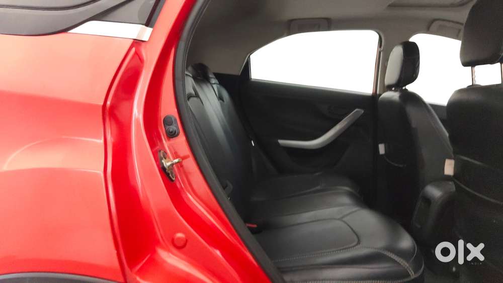 Tata Nexon 1.5 Revotorq Xma Amt (s), 2022, Petrol