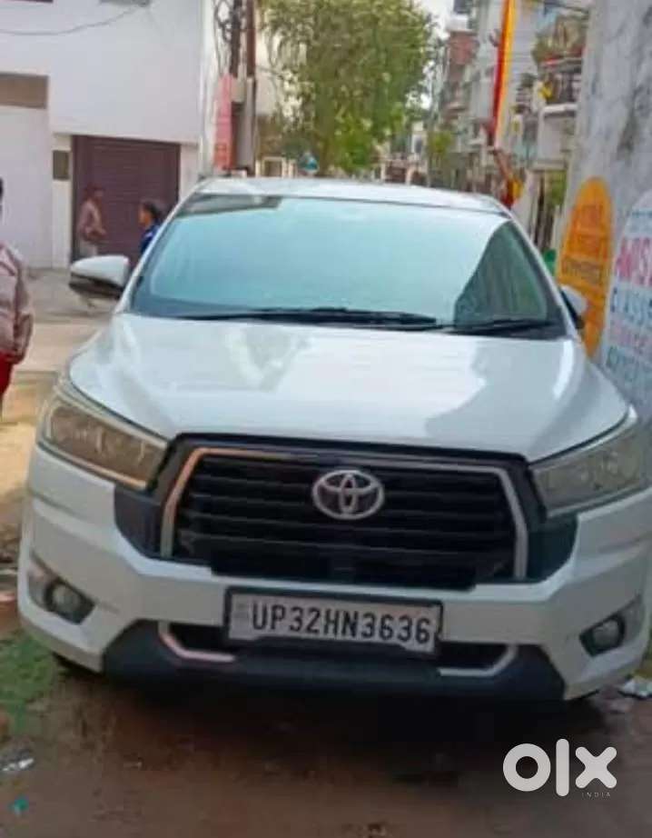 Toyota Innova Crysta [2020-ongoing] 2.4 Gx 7 Str, 2017, Diesel