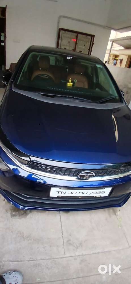 Tata Altroz 1.2 Petrol 2024