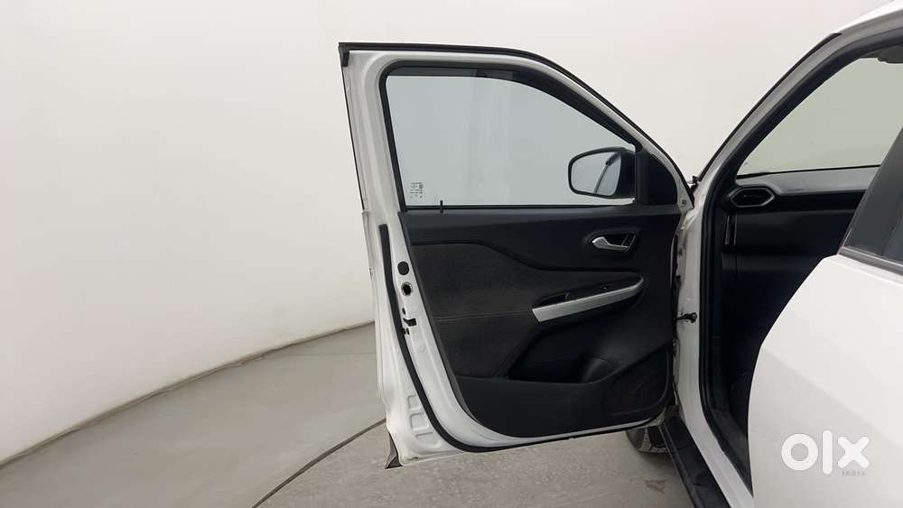 Nissan Magnite 1.0 Xv Premium Turbo (o), 2022, Petrol