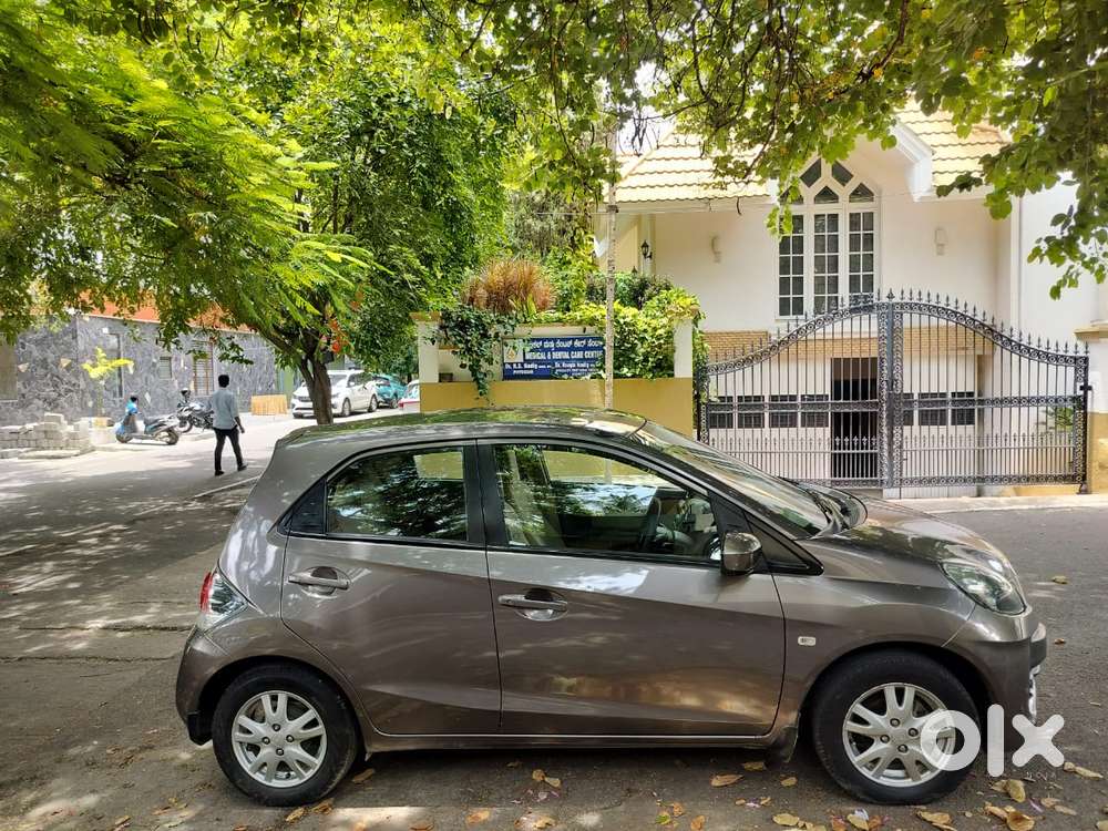 Honda Brio V Mt, 2012, Petrol